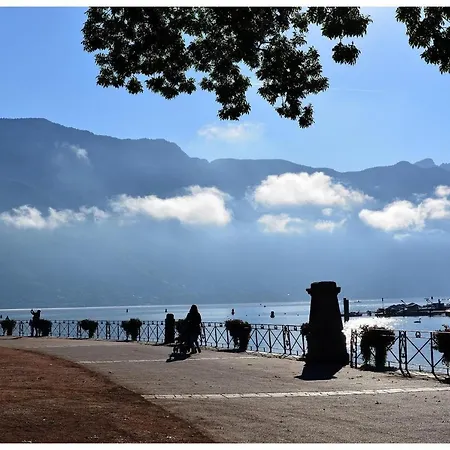La Madeleine Appartement Annecy Buitenkant foto